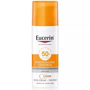 EUCERIN Sun Photoaging Control CC krém na opalování na obličej SPF 50+ středně tmavý 50 ml
